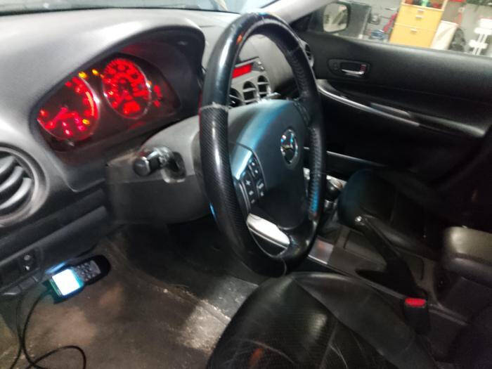 2004 Mazda MAZDA6 s