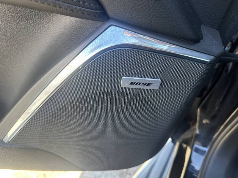 2018 Cadillac Escalade Standard