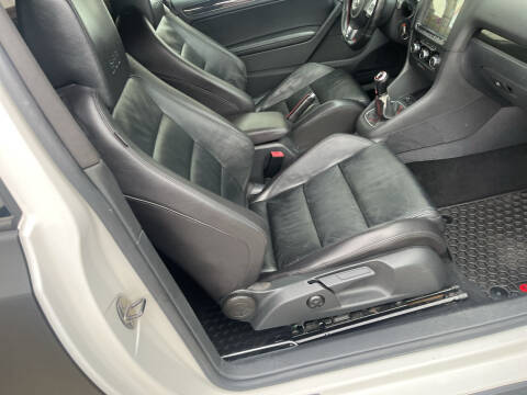 2010 Volkswagen GTI Base PZEV