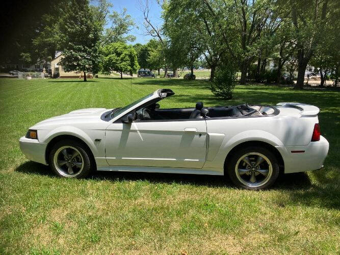 2003 Ford Mustang
