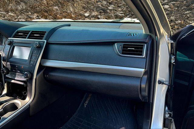 2017 Toyota Camry LE