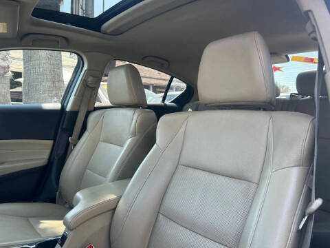 2014 Acura ILX 2.0L w/Tech