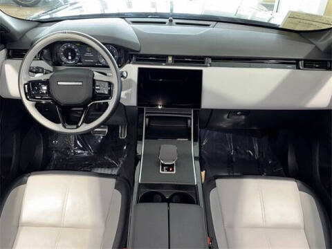 2024 Land Rover Range Rover Velar P250 Dynamic SE