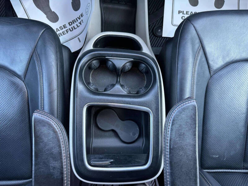 2018 Chrysler Pacifica Touring L Plus