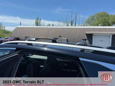 2023 GMC Terrain SLT