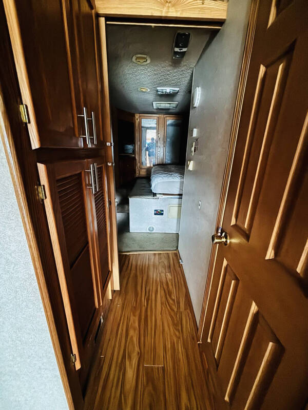 2004 Gulfstream Crescendo M8386