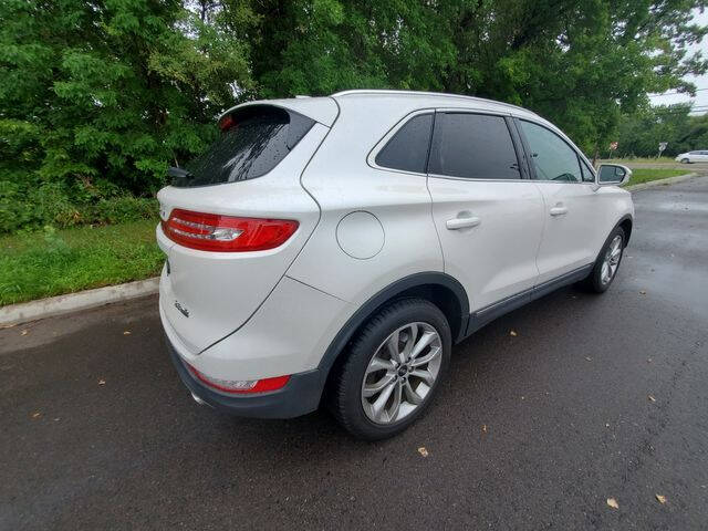 2016 Lincoln MKC Select