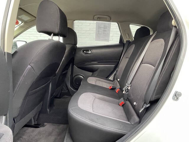 2011 Nissan Rogue SV