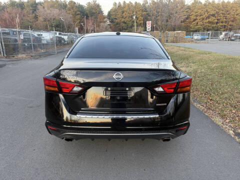 2020 Nissan Altima 2.0 SR