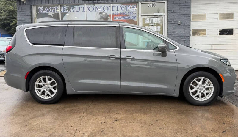 2022 Chrysler Pacifica Touring L