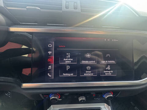 2020 Audi Q3 quattro Premium 45 TFSI