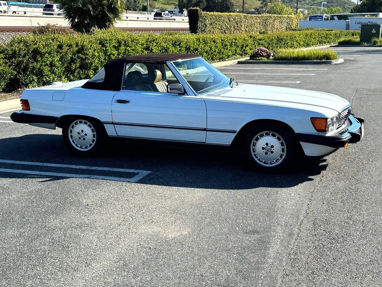 1989 Mercedes-Benz 560-Class for sale at DE AUTOS INC in San Juan Capistrano, CA