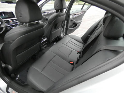 2019 BMW 5 Series 530i