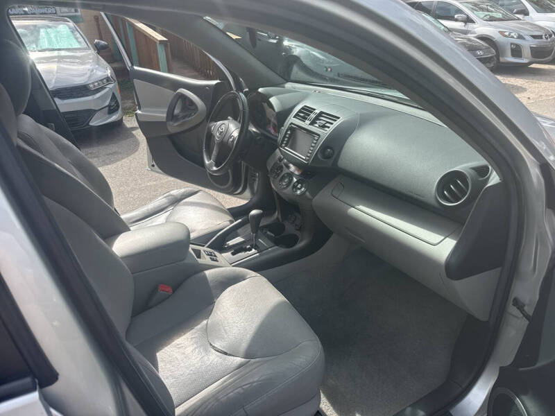 2011 Toyota RAV4 Limited