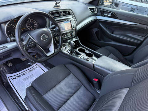 2017 Nissan Maxima