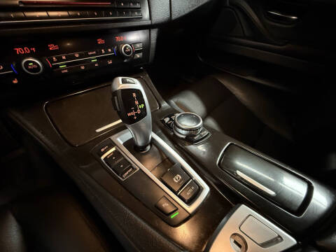 2014 BMW 5 Series 528i