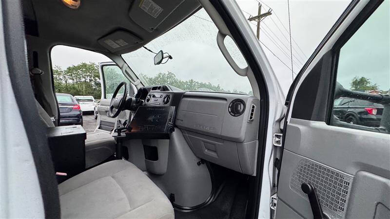 2013 Ford E-Series E-150