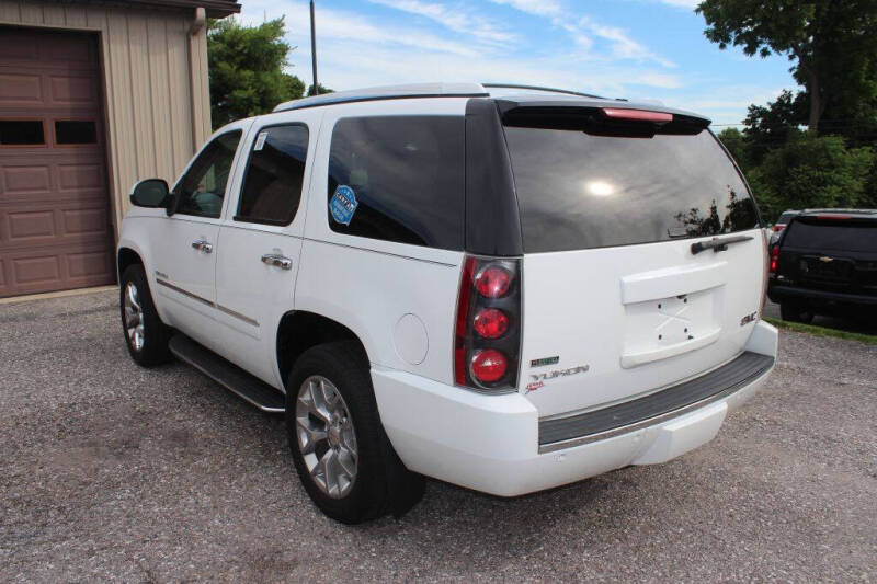 2011 GMC Yukon Denali