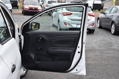 2016 Nissan Versa 1.6 S Plus