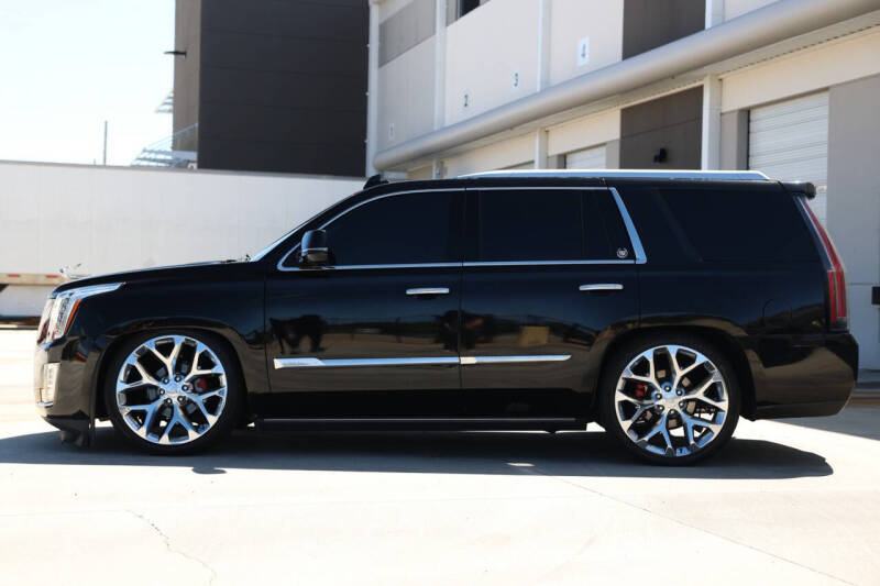 2016 Cadillac Escalade Platinum