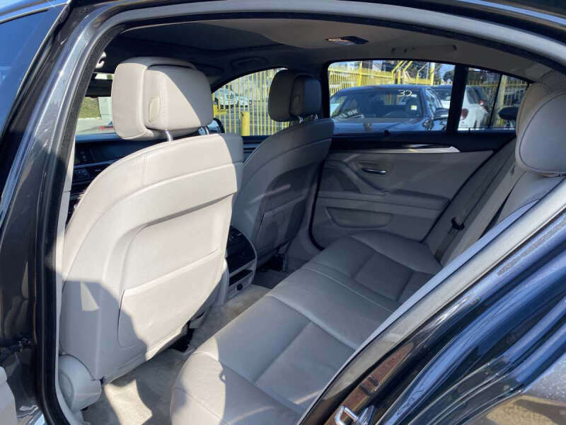 2011 BMW 5 Series 535i