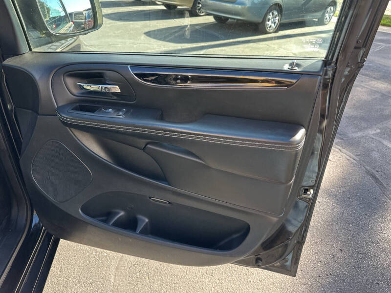 2015 Dodge Grand Caravan SE Plus