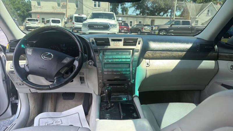 2007 Lexus LS 460