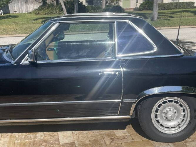 1985 Mercedes-Benz 380-Class 380 SL