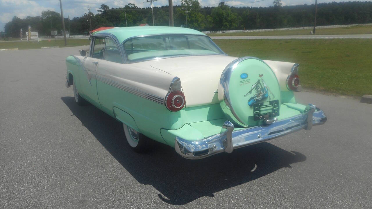 1956 Ford Victoria 4