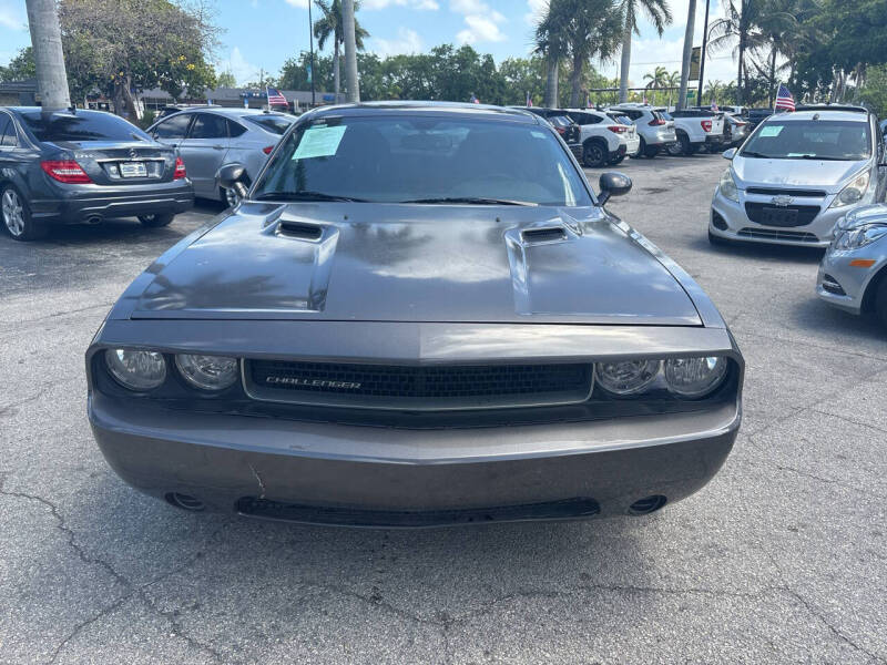 2014 Dodge Challenger SXT
