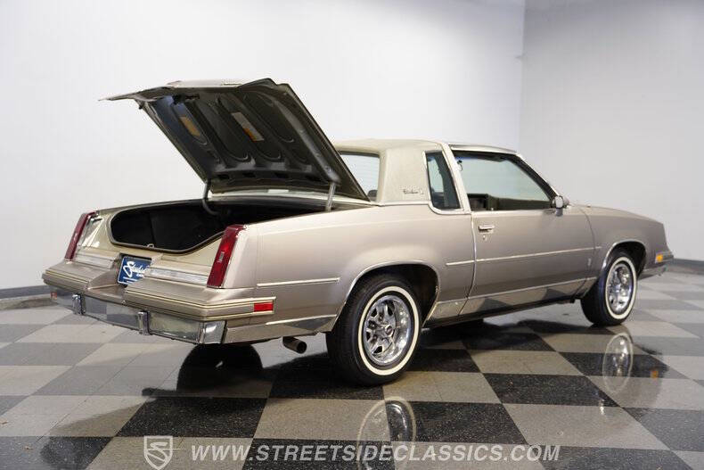 1984 Oldsmobile Cutlass Supreme Brougham