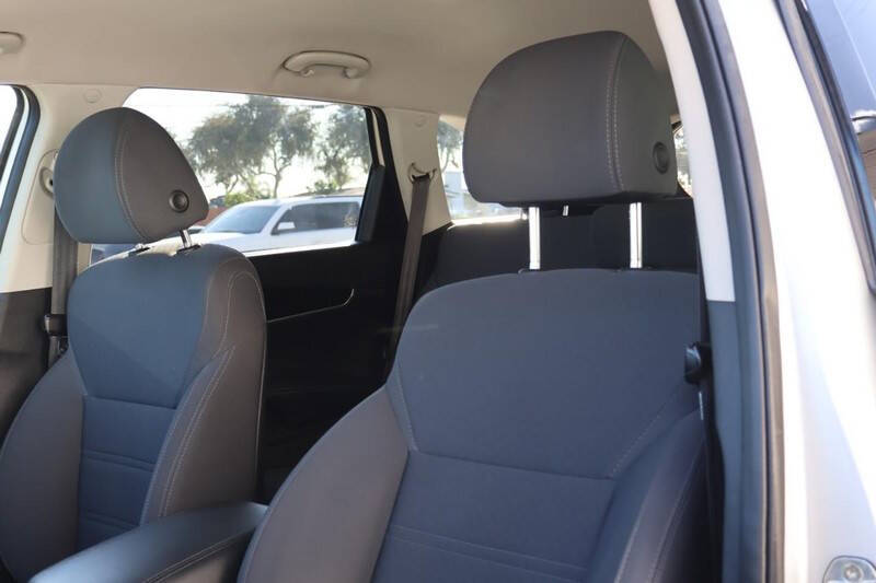 2020 Kia Sorento LX V6