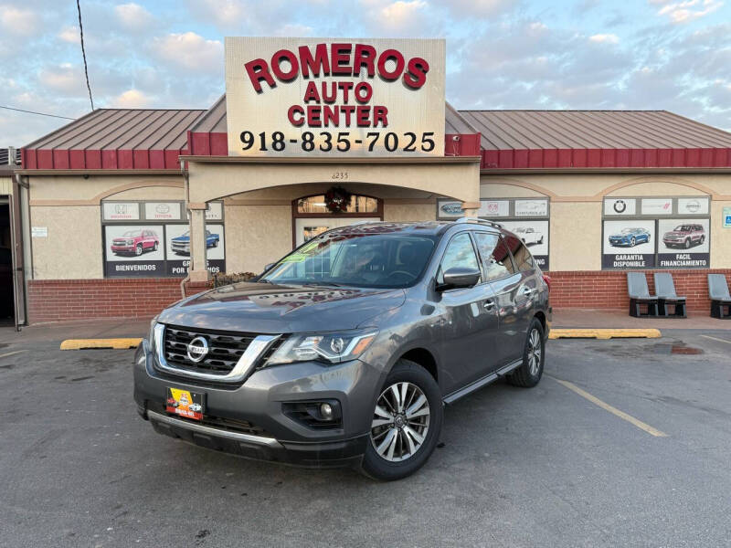 2019 Nissan Pathfinder for sale at Romeros Auto Center in Tulsa OK