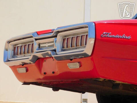 1965 Ford Thunderbird