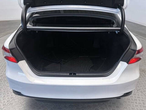 2018 Toyota Camry LE