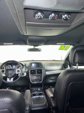 2016 Dodge Grand Caravan R/T