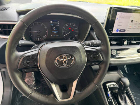 2024 Toyota Corolla Hatchback SE