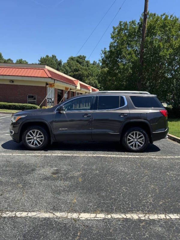 2017 GMC Acadia SLE-2