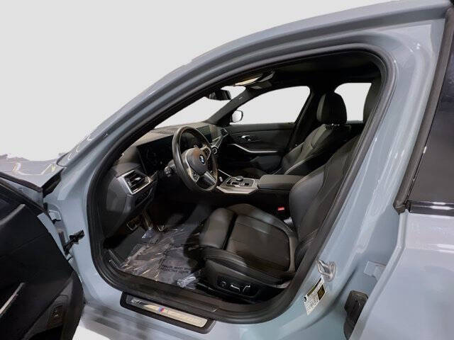 2024 BMW 3 Series 330i