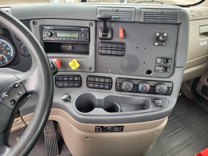 2015 Freightliner Cascadia