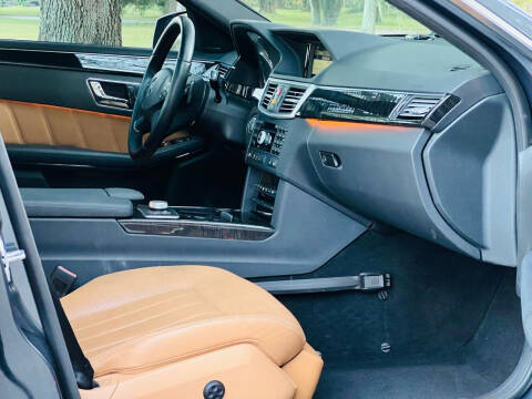 2010 Mercedes-Benz E-Class E 550 Luxury