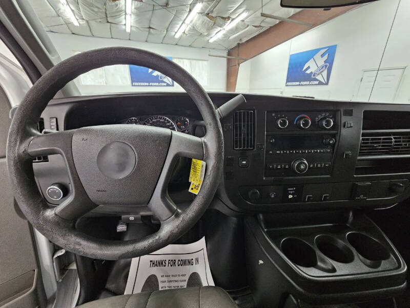 2017 Chevrolet Express 2500