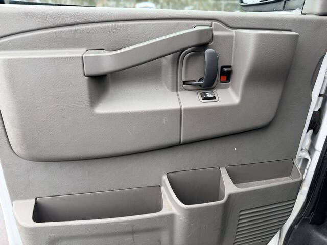 2017 Chevrolet Express 2500