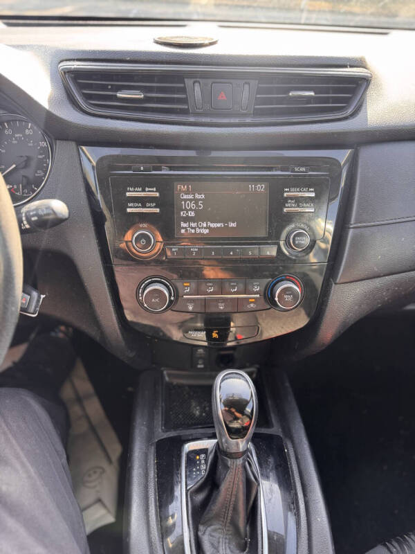 2017 Nissan Rogue S
