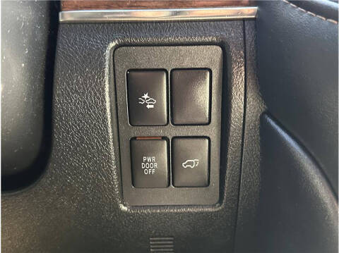 2021 Toyota Land Cruiser Heritage Edition