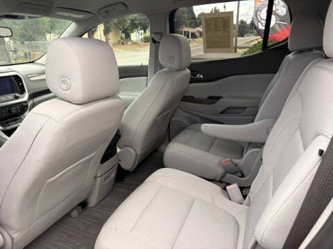 2022 GMC Acadia SLE