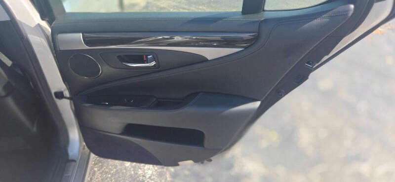 2014 Lexus LS 460
