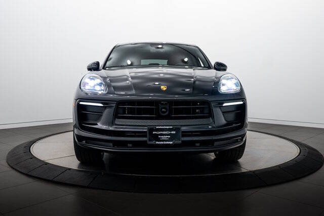 2025 Porsche Macan