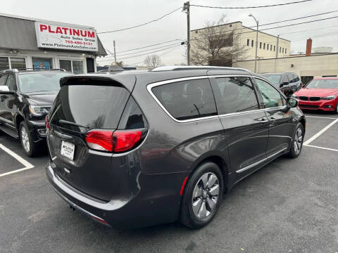 2018 Chrysler Pacifica Hybrid Limited