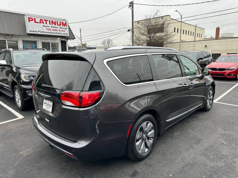 2018 Chrysler Pacifica Hybrid Limited
